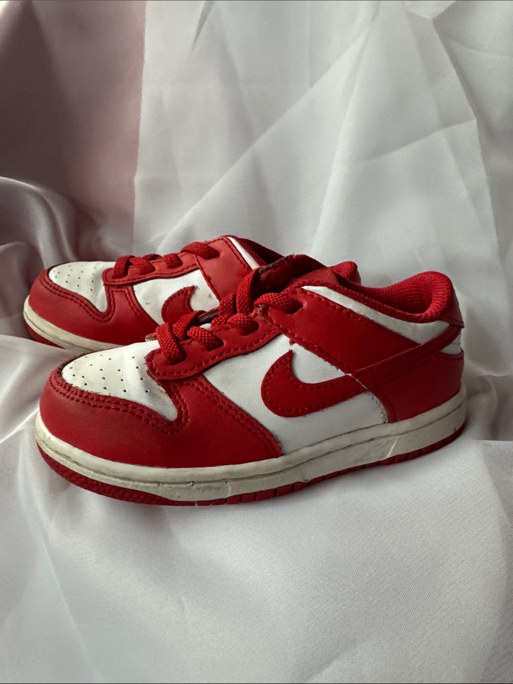 Nike Kids Red and White Low-Top Sneakers